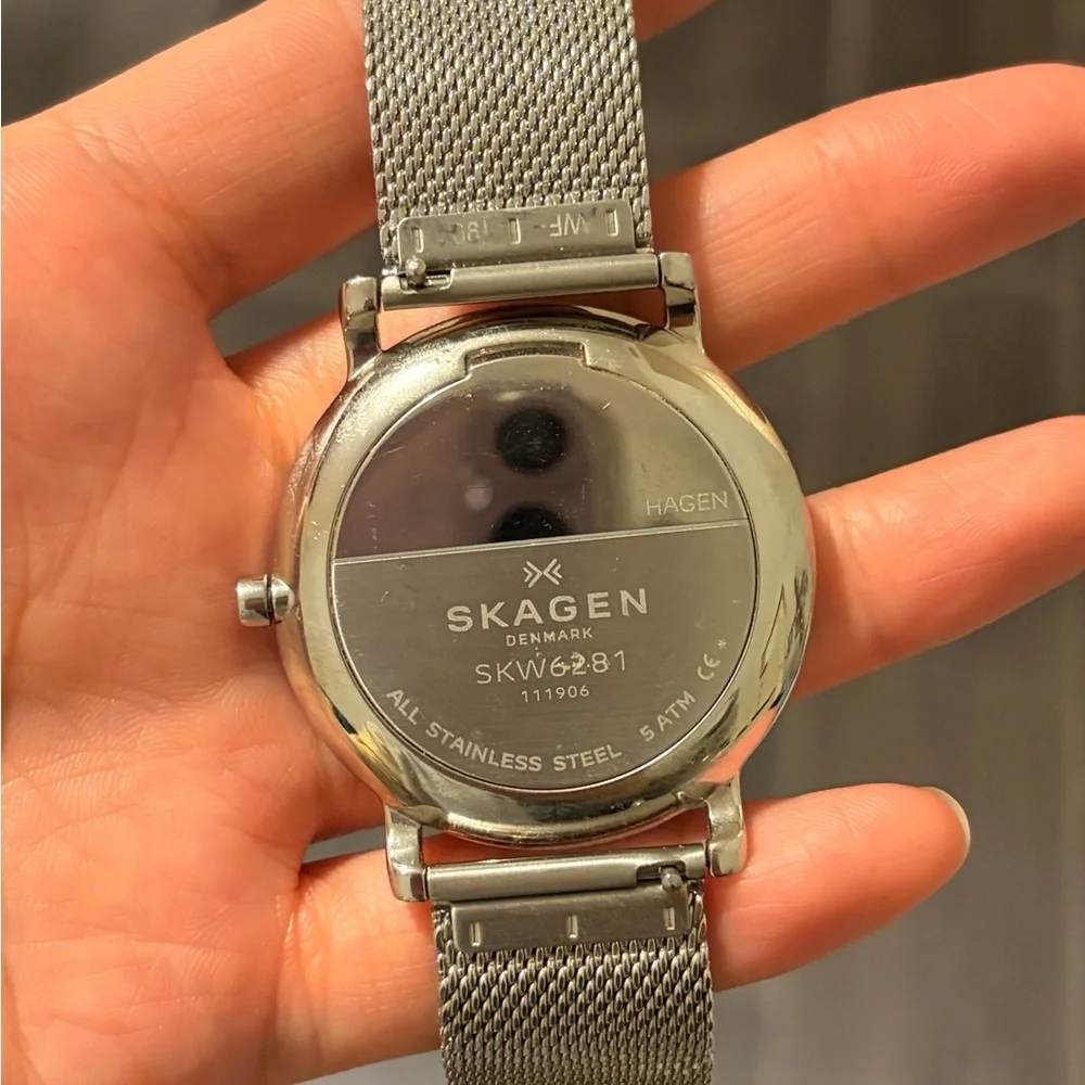 Skagen wrist watch silver chain - Picture 2 of 4